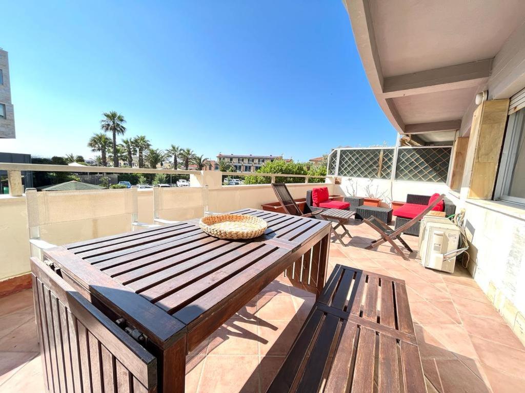 Imperiale Apartment تيرّينْيا المظهر الخارجي الصورة