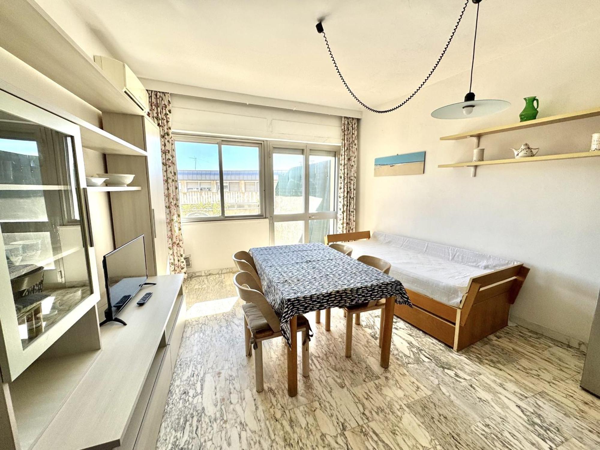 Imperiale Apartment تيرّينْيا المظهر الخارجي الصورة